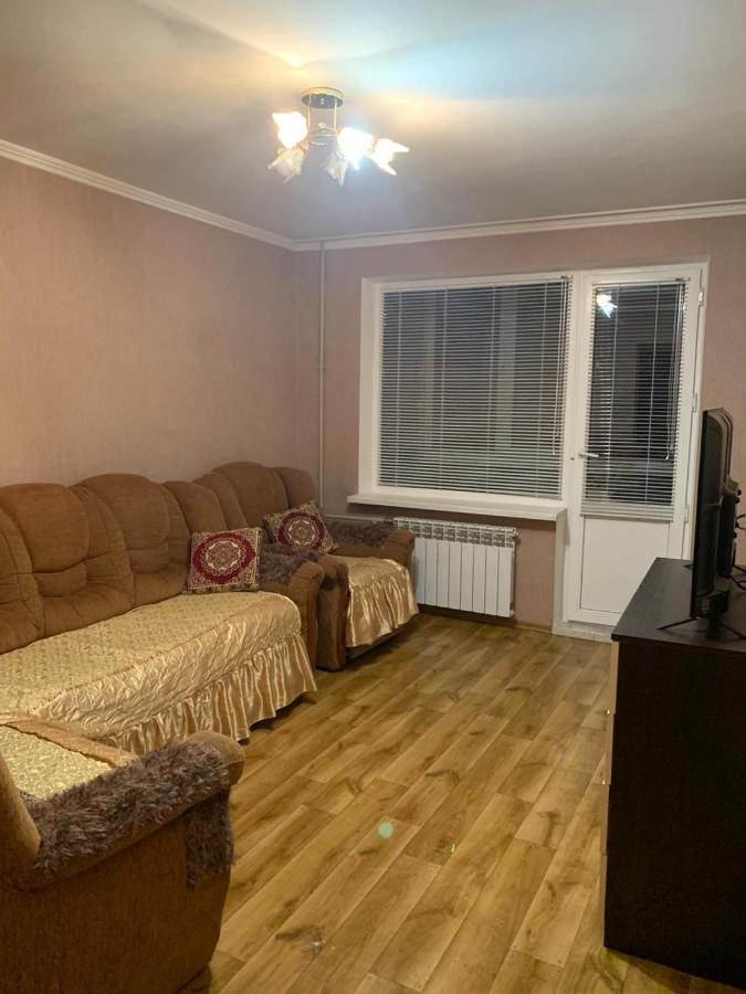 139а проспект добровольского уютная трех комнатная в одессе Apartment *