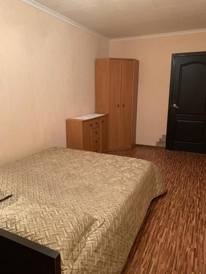 139а проспект добровольского уютная трех комнатная в одессе Apartment Odesa