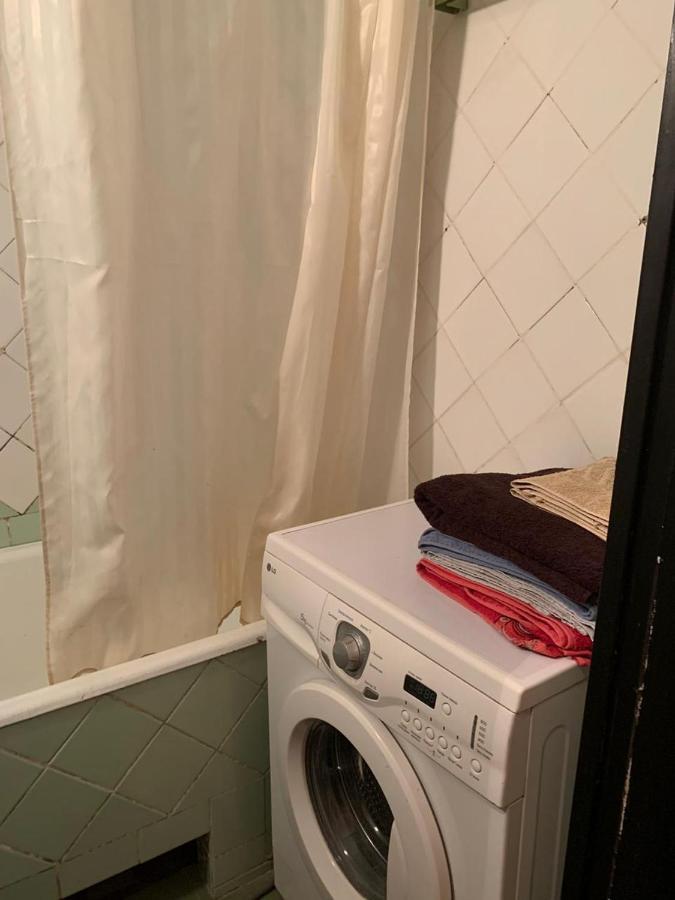 139а проспект добровольского уютная трех комнатная в одессе Apartment Odesa